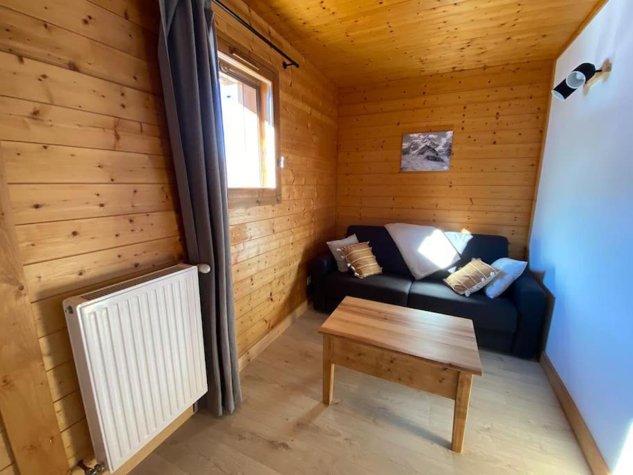 Appartement A Queige ภายนอก รูปภาพ